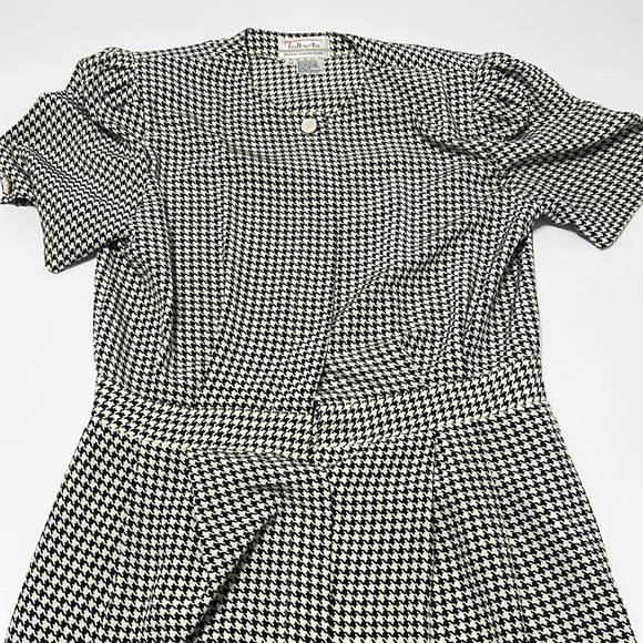 Talbots black and white button up dress, shoulder pads - Picture 3 of 8
